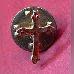 Lapel Pin Gold Tone Cross 1/2” Religious